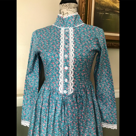 💙❤️Handmade Prairie Pioneer Dress & Bonnet‼️FINAL SALE - Picture 7 of 16